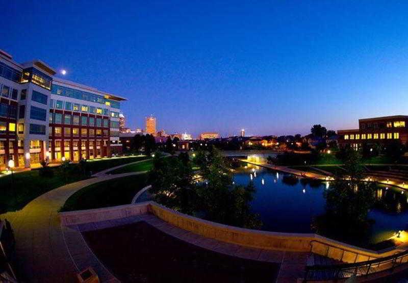 Courtyard Downtown 3* Indianapolis